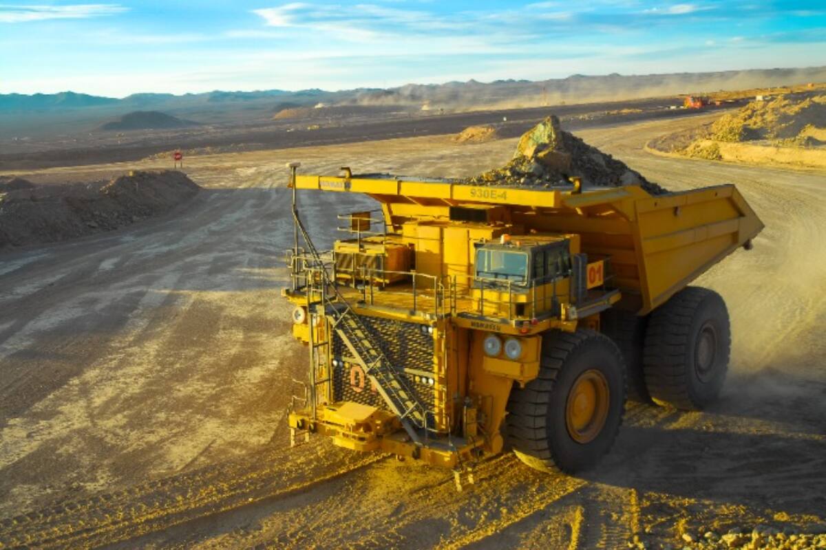 De concretarse la fusión entre ambas mineras se registraría el mayor negocio en la industria nacional.