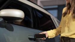 MINI completa su renovación en Chile con un hatchback que se puede abrir con el celular