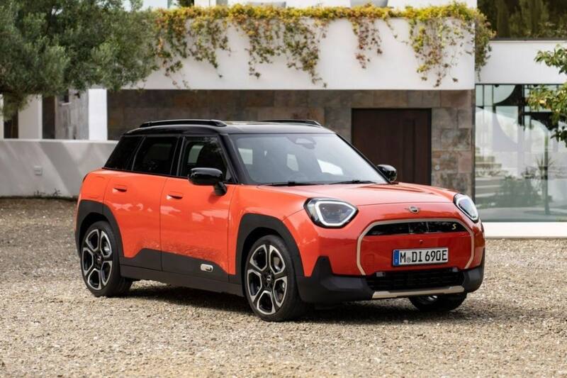 MINI presentó el Aceman, su nuevo auto 100% eléctrico