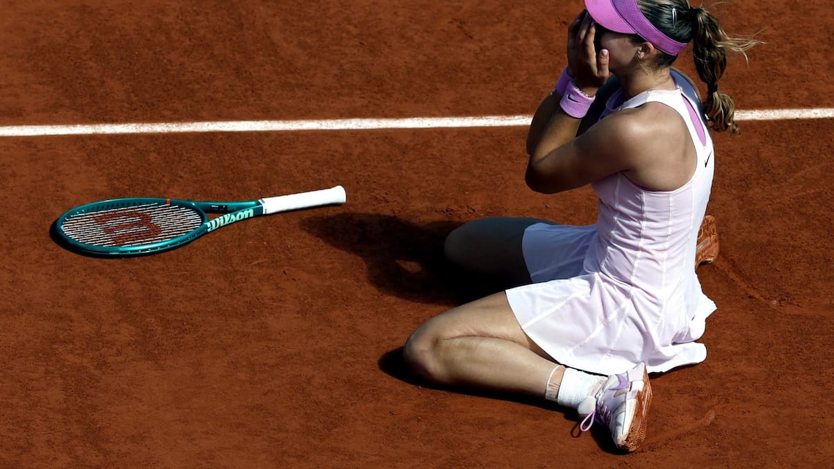 ¡Con 19 años! Mirra Andreeva gana su primer título de Grand Slam y hace historia en Roland Garros