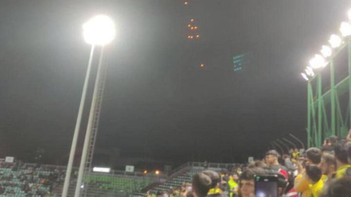 Impactante: los misiles que Irán lanzó a Israel se vieron en pleno partido de la Champions de Asia