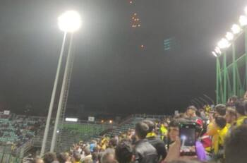 Impactante: los misiles que Irán lanzó a Israel se vieron en pleno partido de la Champions de Asia