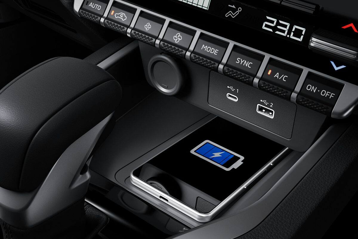 La versión superior del Mitsubishi Outlander Sport tiene cargador inalámbrico