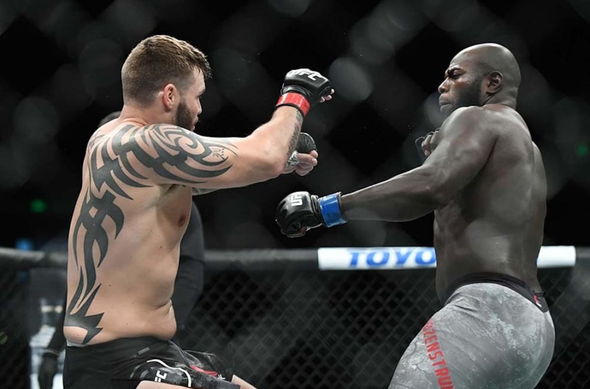 El impresionante nocaut que se transformó en uno de los más rápidos de la UFC
