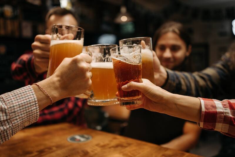 La modificación a la Ley de Alcoholes busca dejar a criterio del vendedor solicitar la cédula de Identidad.