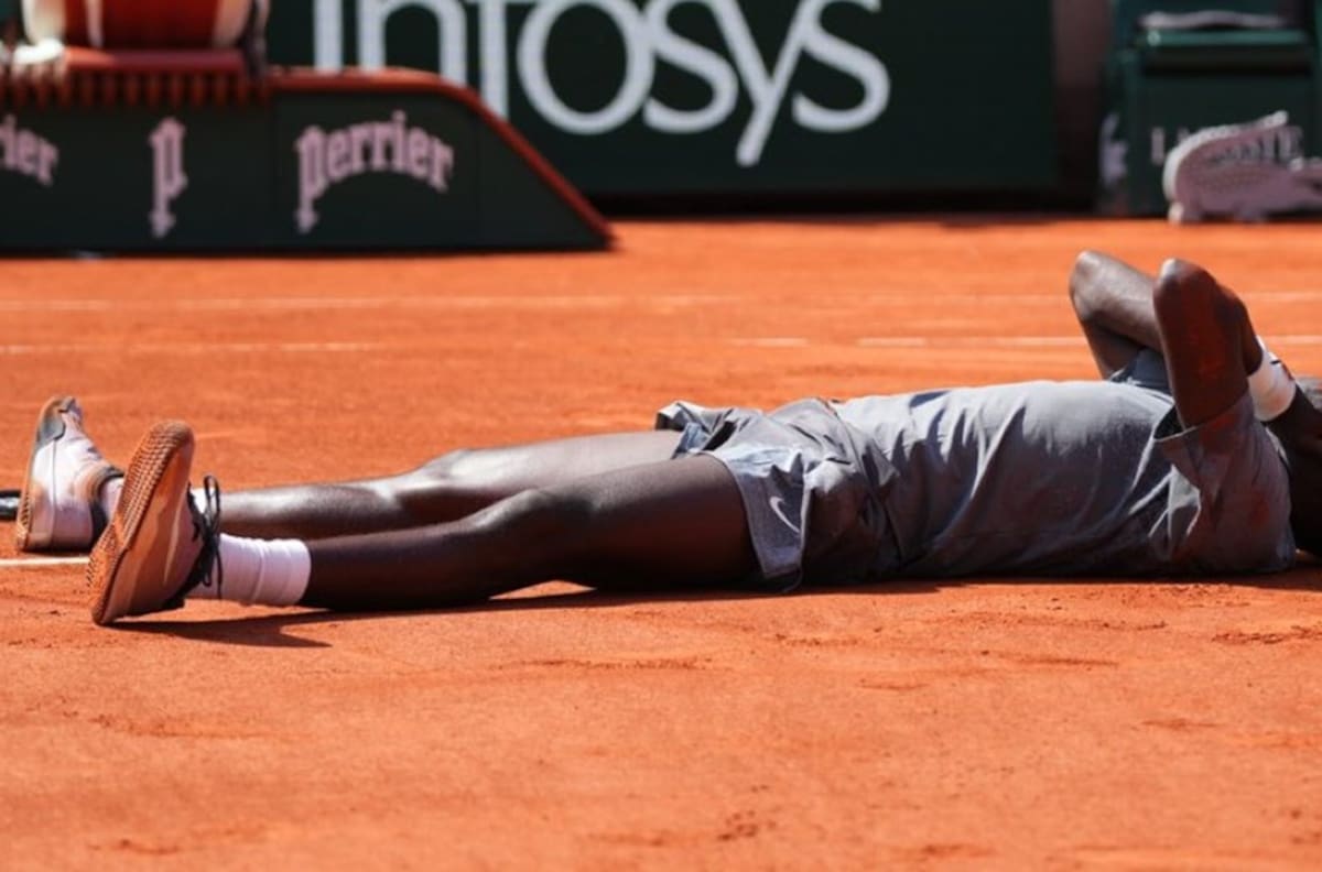 Tremenda chance para Tabilo en Roland Garros: su próximo rival jugó casi 5 horas y quedó extenuado