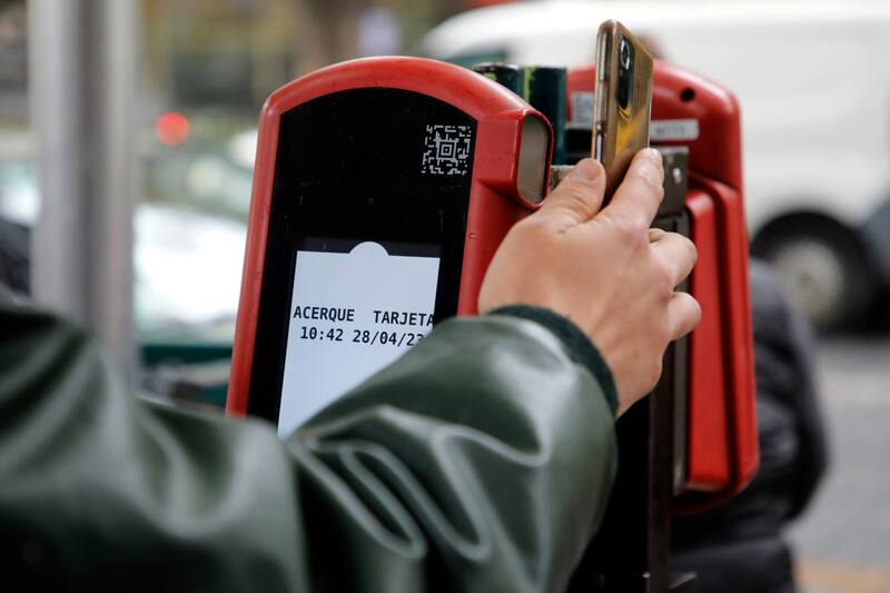 Entérate cuánto debes gastar en el transporte público para viajar gratis el resto del mes.