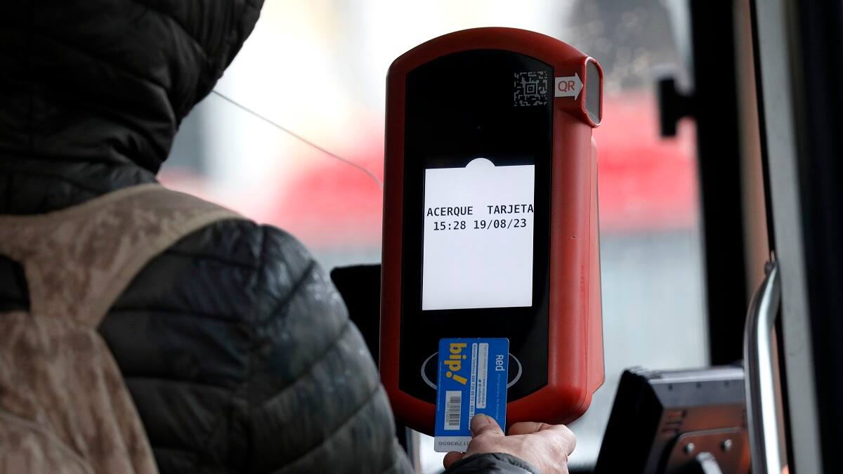 ¿Cuántos viajes en metro o micro tengo que hacer para llegar a $38 mil y tener pasajes gratis?