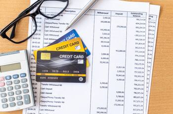 Experto alerta por número de morosos en Chile: ¿Aumentará en este 2024?