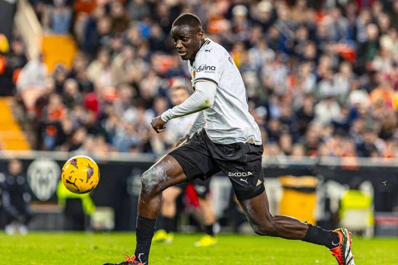 durante el partido en que sufrió su gravisima lesión. Foto: Valenciacf.com.