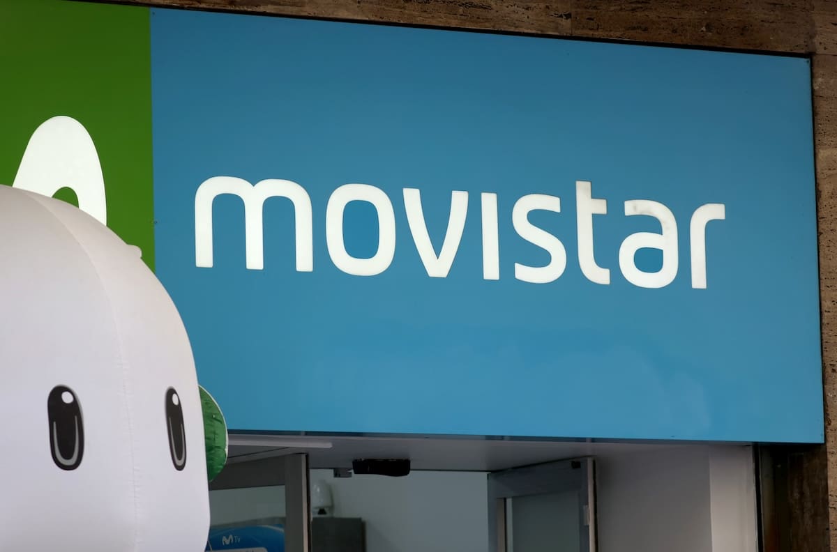 Movistar da paso definitivo y su salida de Chile está cada vez más cerca: ¿Quiénes son los probables compradores?