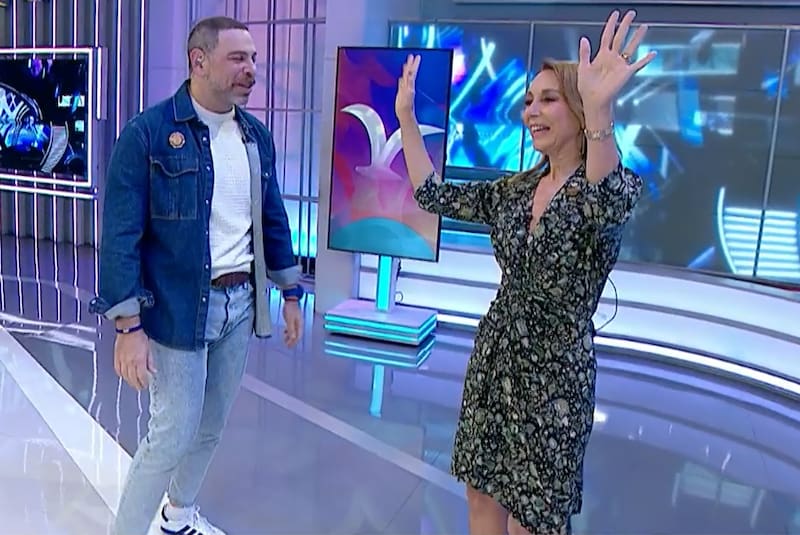 En "Mucho Gusto" celebraron la adjudicación de Mega del certamen viñamarino. Créditos: Pantallazo Mega