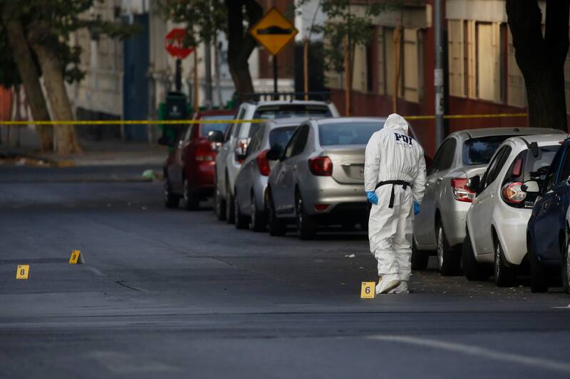 Cinco encapuchados la habrían interceptado al interior de su vehículo. Créditos: ATON.