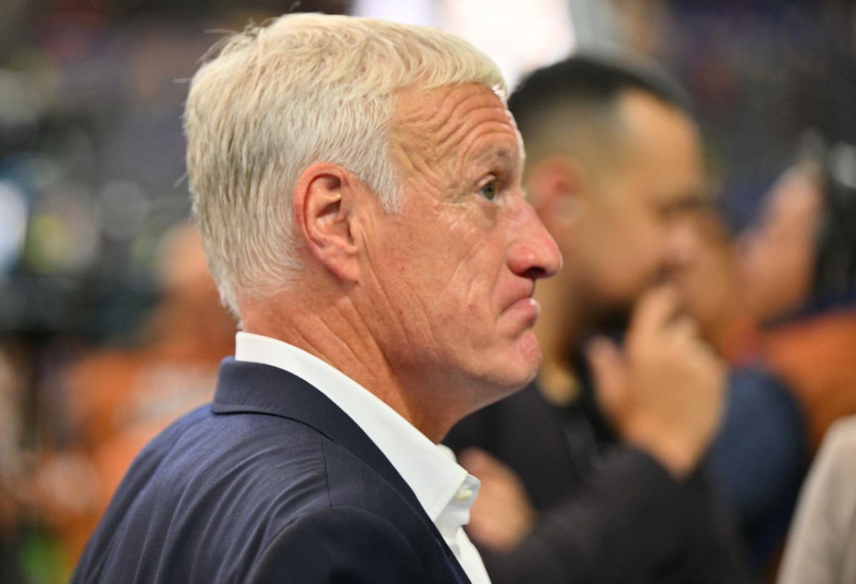 Didier Deschamps, DT de Francia, tras la derrota ante España. Foto: EFE