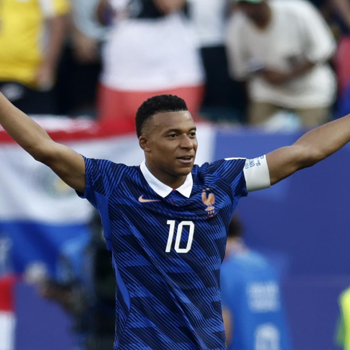 Real Madrid se suma al repudio contra senadora paraguaya racista que atacó a Mbappé