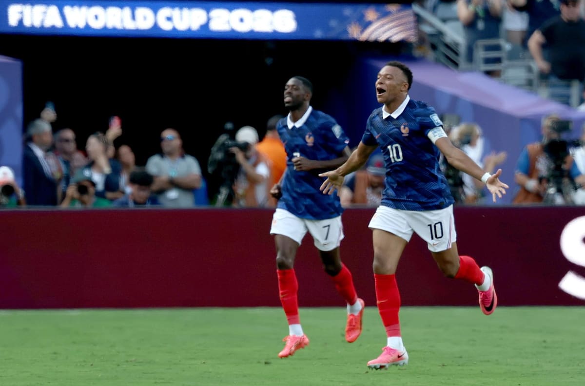Candidato total: Con Mbappé iluminado Francia aplasta a Suecia y pasa a octavos de final