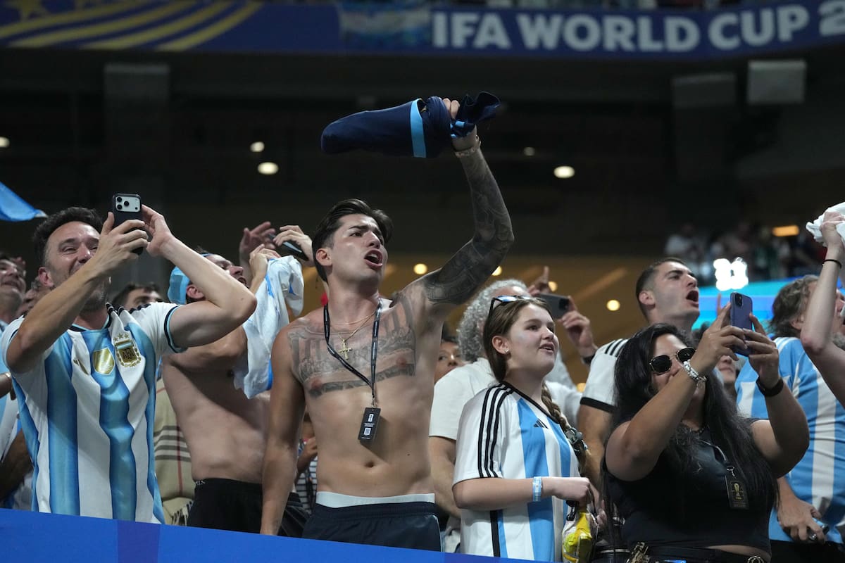 Hinchas argentinos. Foto: EFE.