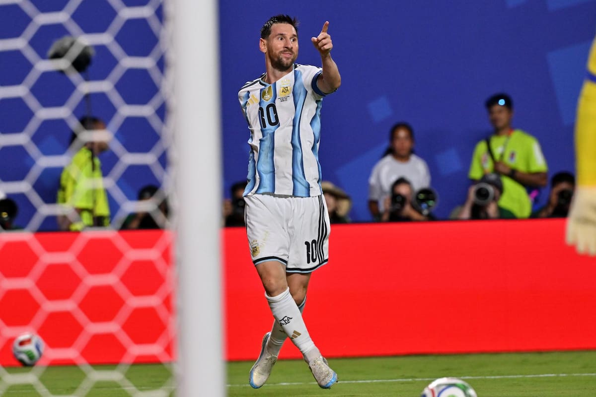 Argentina venció con comodidad a Argelia en el debut y ahora se mide con Austria. Foto: EFE.