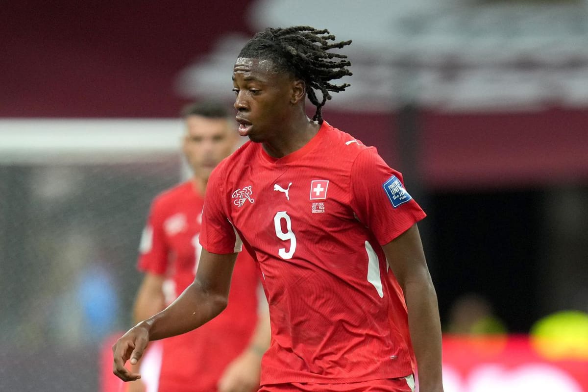 Johan Manzambi, jugará en el Aston Villa. Foto: EFE.