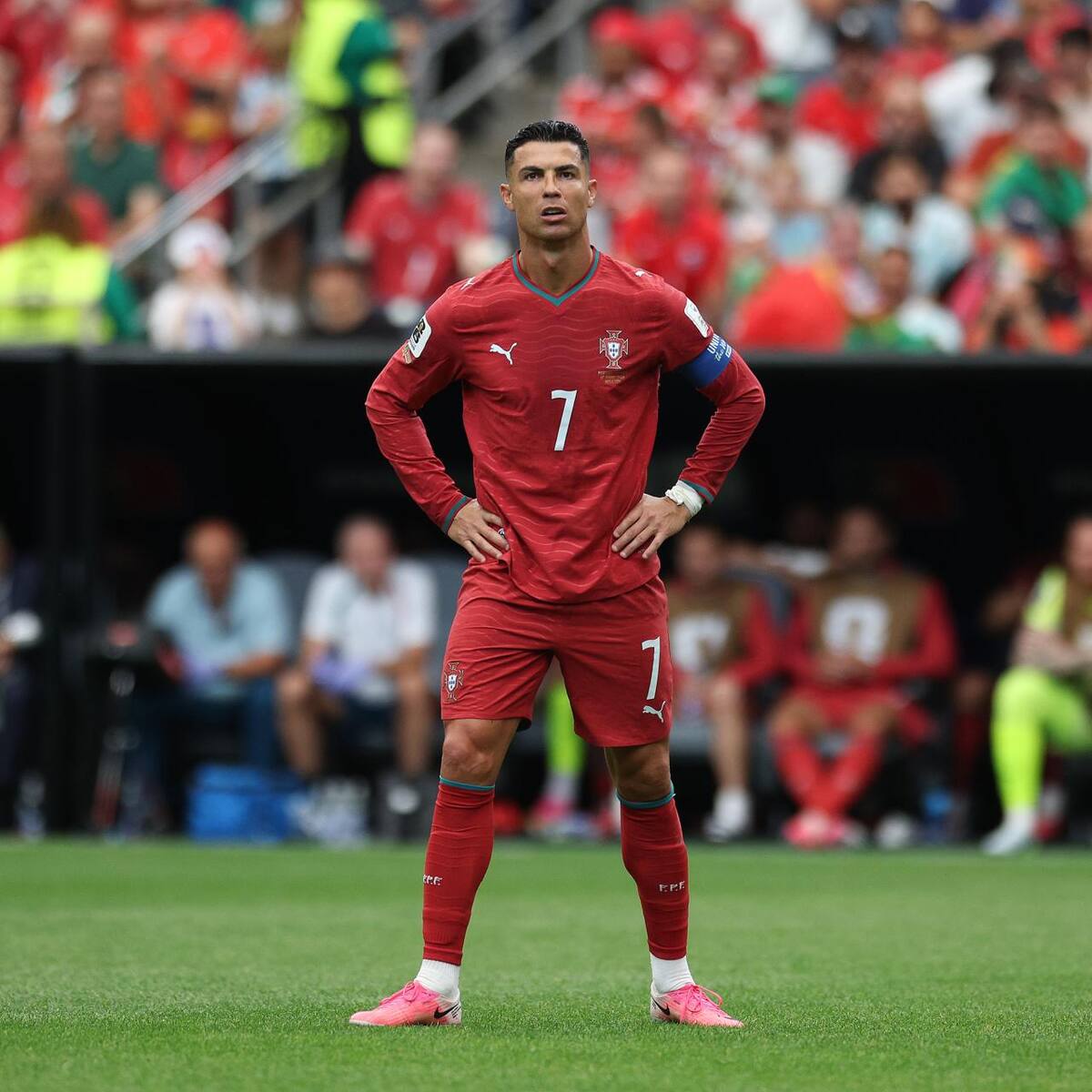 Apuntan contra Cristiano Ronaldo por los goles errados y el plantel sale a defenderlo: “Jugó muy bien”