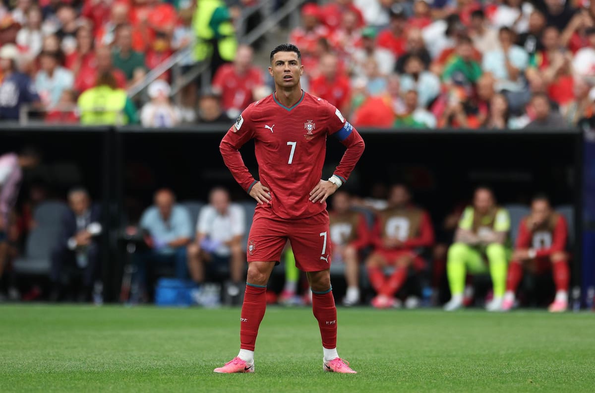 Apuntan contra Cristiano Ronaldo por los goles errados y el plantel sale a defenderlo: “Jugó muy bien”