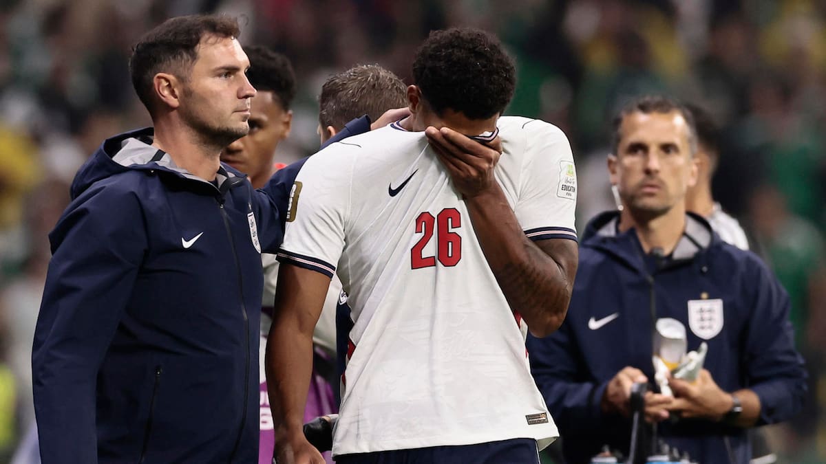 FIFA sanciona a figura de Inglaterra y alimenta las sospechas antes de una posible semifinal con Argentina