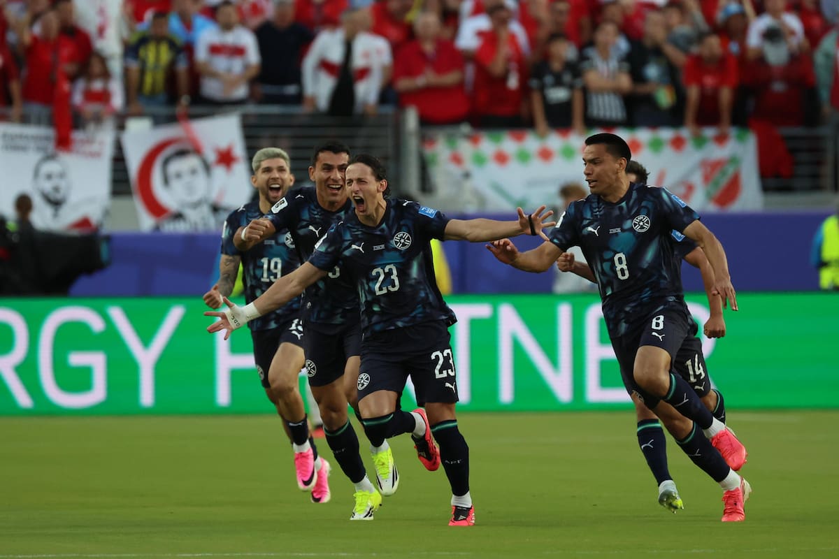 Matías Galarza marcó el único gol del partido Paraguay vs. Turquía jugado en la madrugada de este sábado en Santa Clara, California. Foto: EFE.