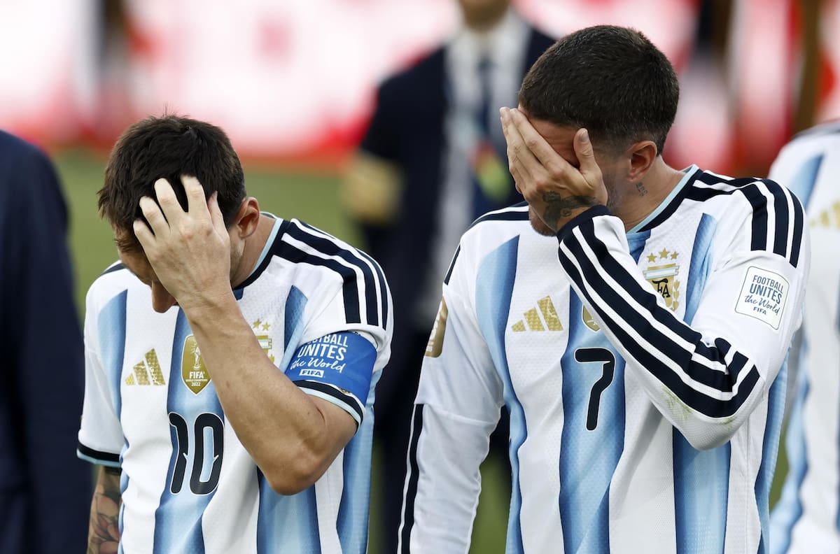Plantaron a sus hinchas: solo cinco jugadores de Argentina regresaron al país tras perder la final del Mundial