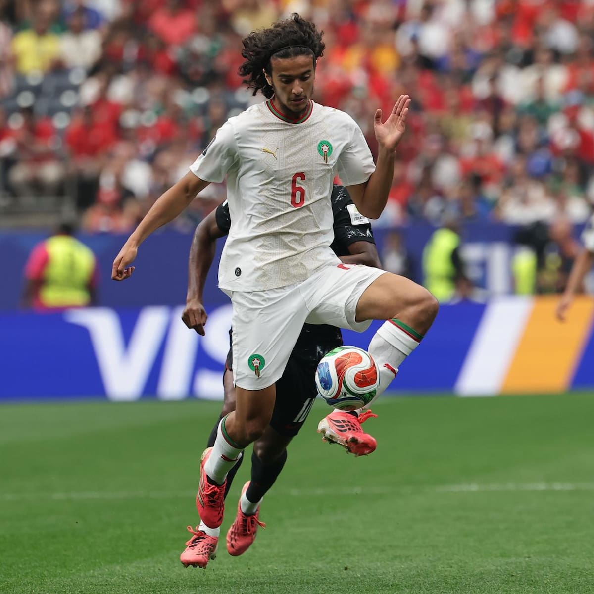Fue capitán de Francia, se arrepitió a tres meses del Mundial y ahora la enfrenta con Marruecos