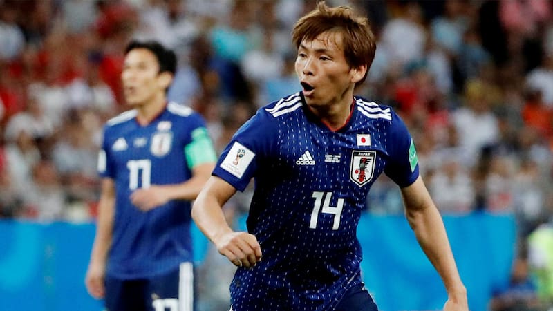 Japón avanzó por el criterio de tarjetas en la cita mundialista disputada en el país euroasiático.