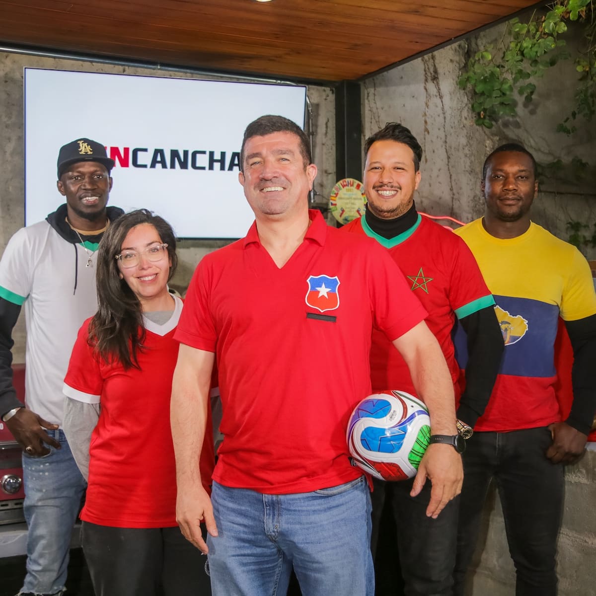 Este jueves gran estreno de “Mundial En Cancha”: el programa que te trae la Copa del Mundo a Chile