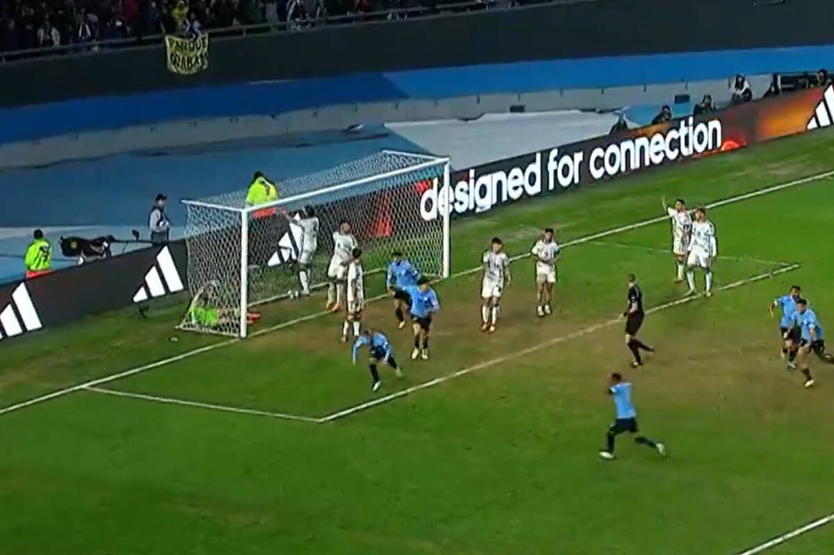 finalizó con agónica victoria de Uruguay sobre Italia.