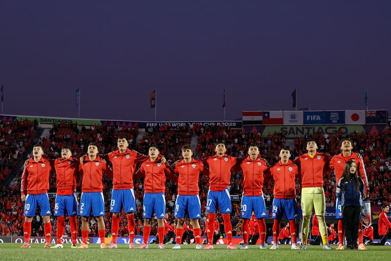 Todo o nada: la formación de Chile para jugar contra Egipto y lograr clasificar a octavos de final. Foto: Agencia ATON.