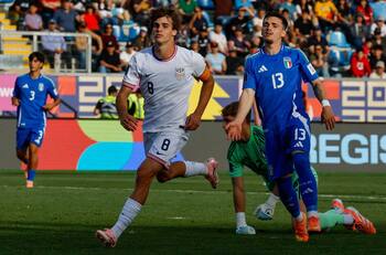 VIDEO | “Perdón, me confundí”: Estrella del Mundial Sub 20 se enredó entre Iván Zamorano y Marcelo Salas