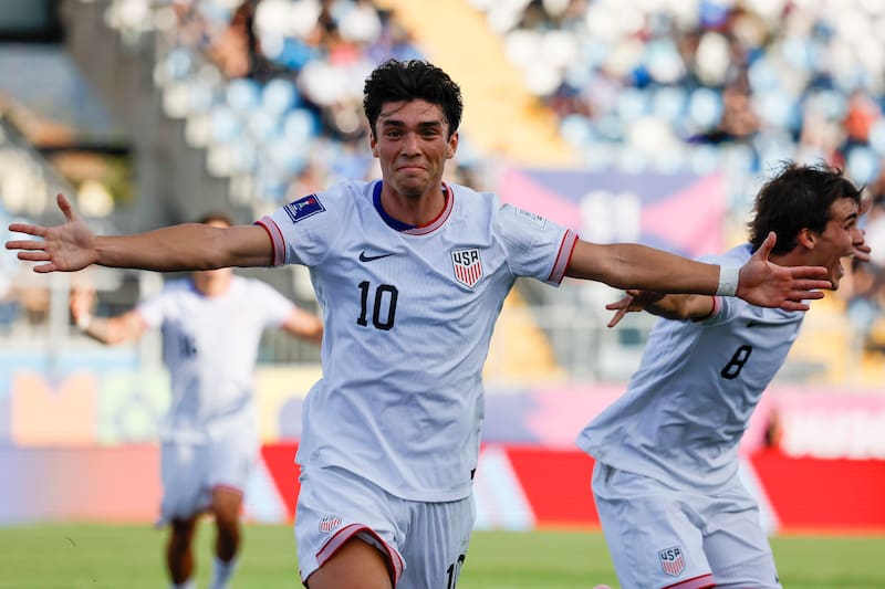 Estados Unidos goleó a Italia en Rancagua y se metió en octavos de final.