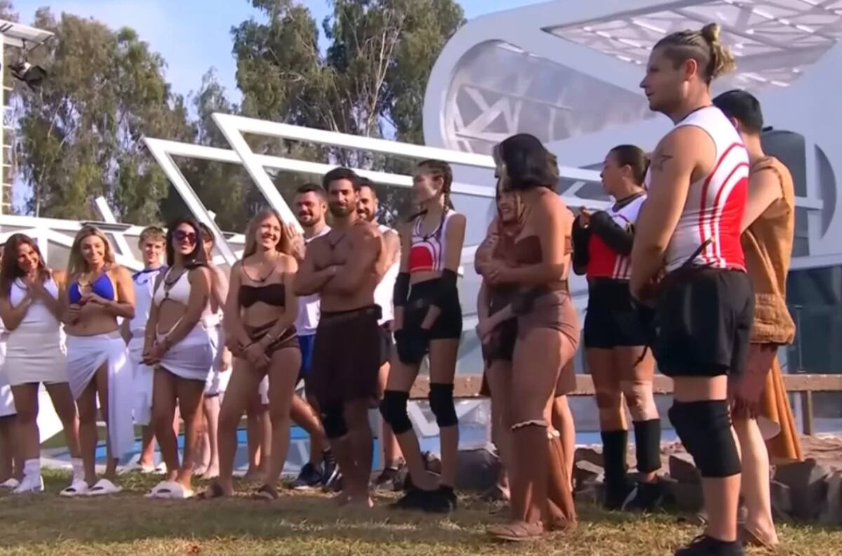 Spoiler: Polémica participante de Mundos Opuestos fue vista en mall capitalino con misterioso galán