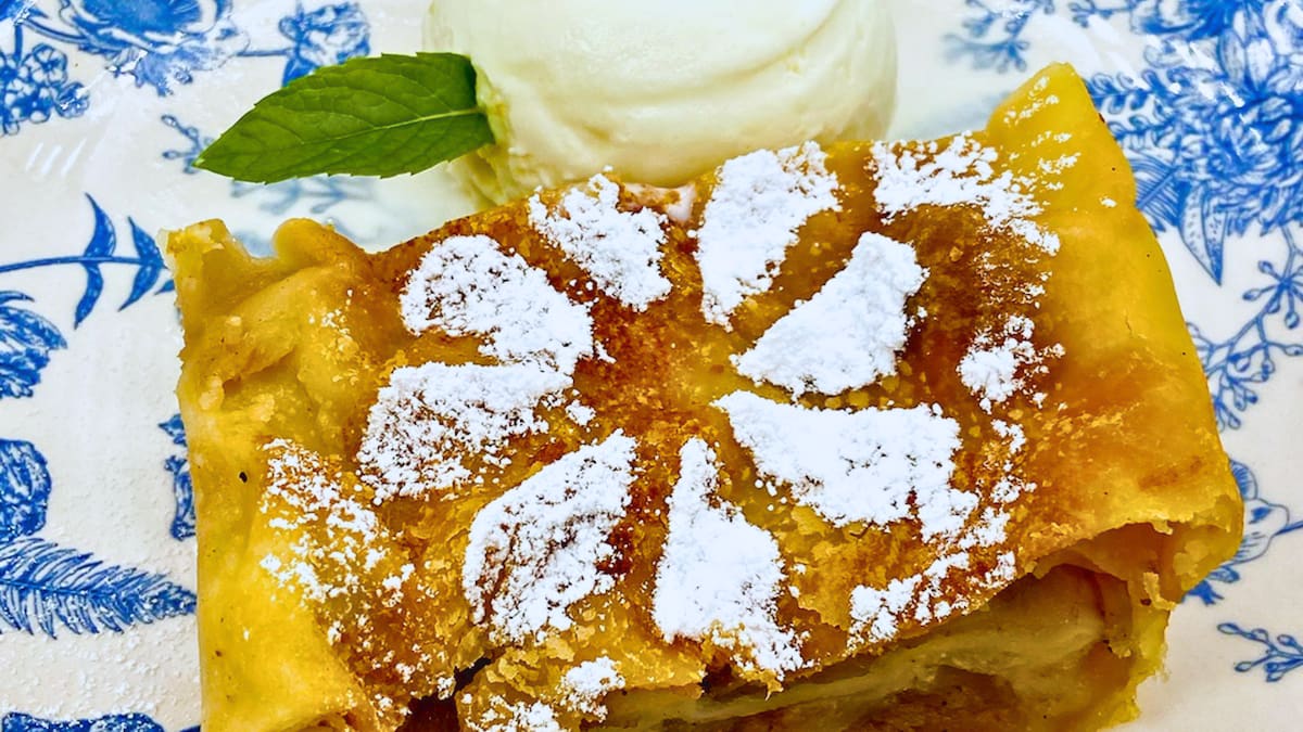 Kuchen, granja educativa y hospedaje: el histórico restaurante alemán a solo 30 minutos de Santiago