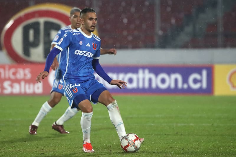 Federico Mateos en Universidad de Chile.