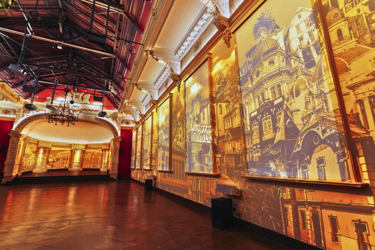 Descubre las tarifas de este increíble panorama que esconde Valparaíso. Foto: Museo del Inmigrante.
