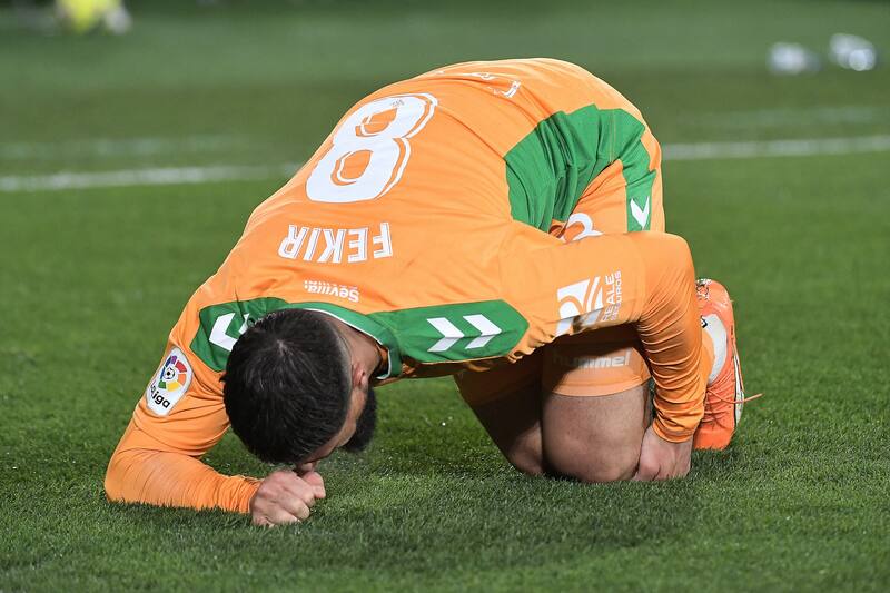 Nabil Fekir estará varios meses fuera de las canchas por una lesión sufrida en el partido ante Elche.