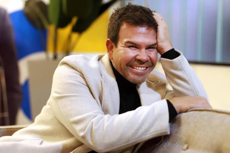 comparte sus vacaciones en redes sociales.