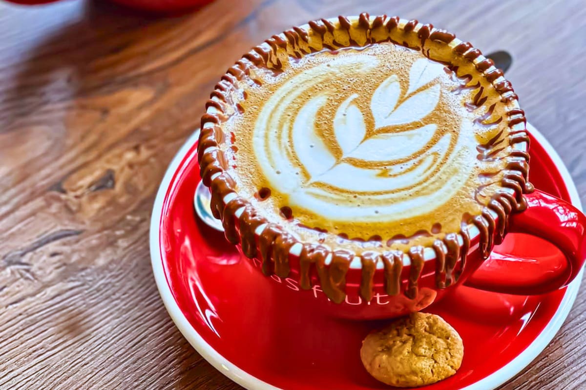 Conoce los horarios y ubicaciones para visitar esta cafetería Foto: Nanas Fruit en Instagram.