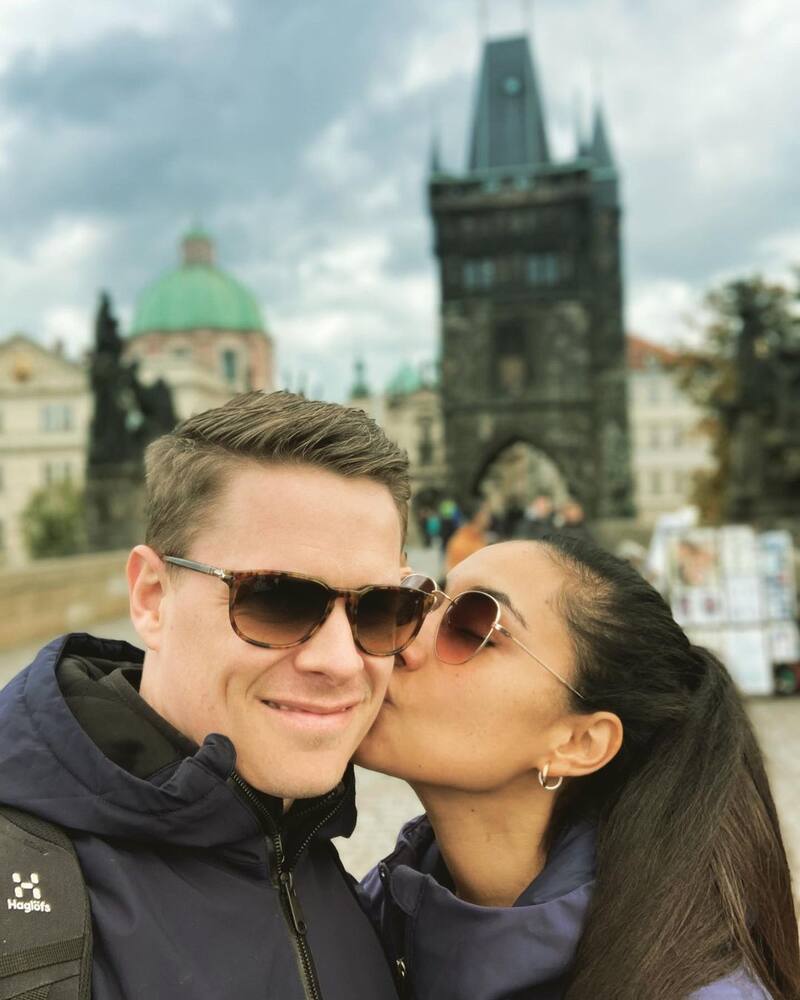 Natalia Rodríguez, “Arenita”, y Jens Bach, su esposo hace 4 años.