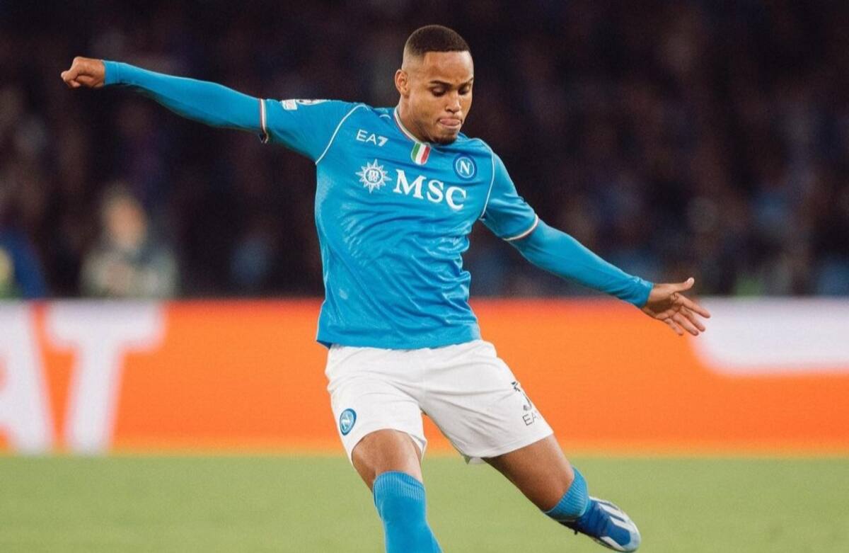El zaguero brasileño podría partir cedido al Betis de Manuel Pellegrini. Créditos: @natansouza04.