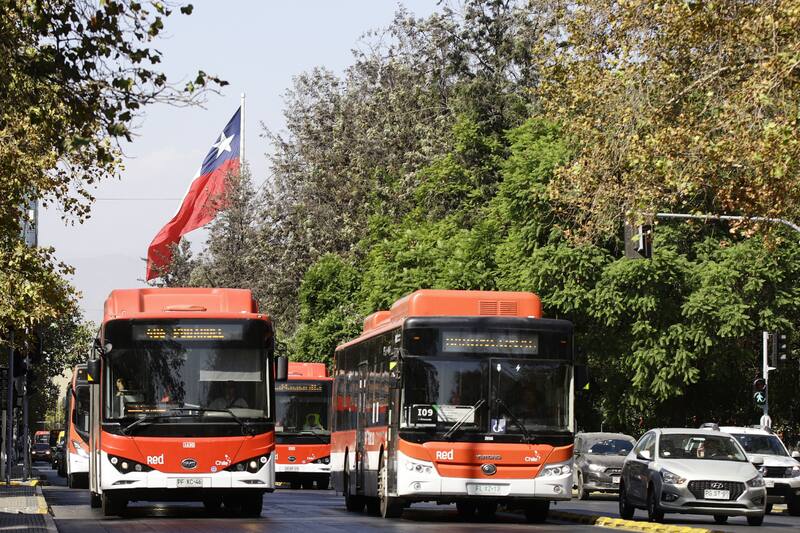 Entidades del transporte se preparan para flujo de personas en esta festividad.