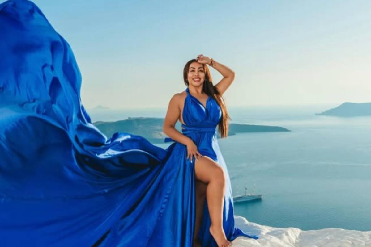 Pese a que estaba recién saliendo de alta, la influencer realizó un irresponsable viaje a Grecia que le costó más caro de lo que debiera.