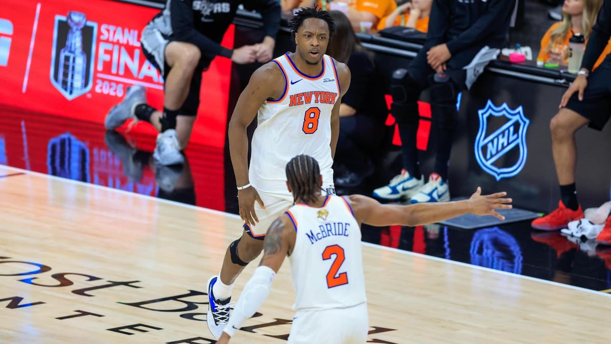 New York Knicks sorprende y le gana de visita a San Antonio Spurs en el primer partido de las Finales de la NBA