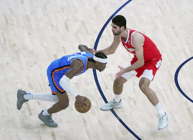 SGA y el Thunder esperan a Clippers o Nuggets en semifinales. EFE