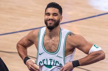Dura baja para Boston Celtics: Jayson Tatum quedó fuera de los Playoffs