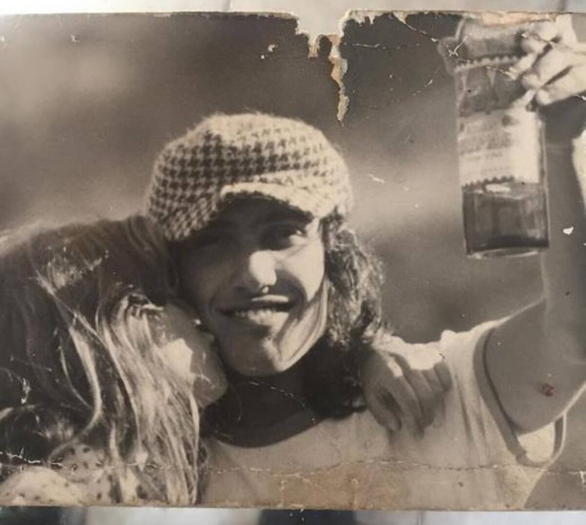 El cantante tuvo una vida bastante hippie a sus 17 años. Créditos: Instagram.